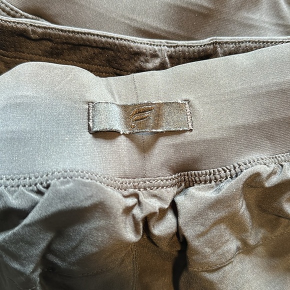 Men’s Small Black Fabletics Athletic Short WITH LINER - Picture 3 of 3